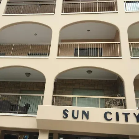 Sun City 아파트 레메소스